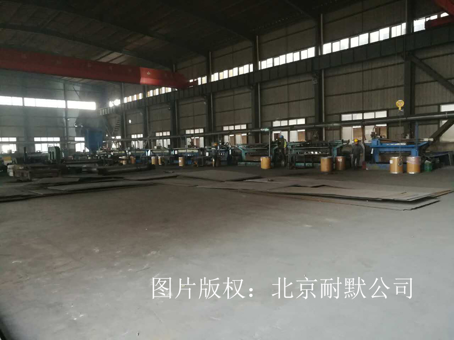 大发彩票官方网站复合钢板生产车间